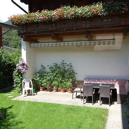 Gaestehaus Brugger 게스트하우스